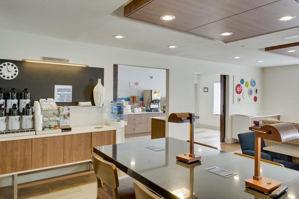 Holiday Inn Express Hotel & Suites Chickasha By Ihg Eksteriør bilde