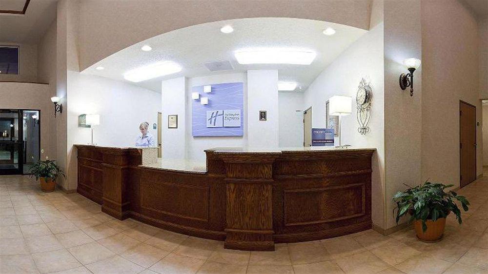 Holiday Inn Express Hotel & Suites Chickasha By Ihg Eksteriør bilde