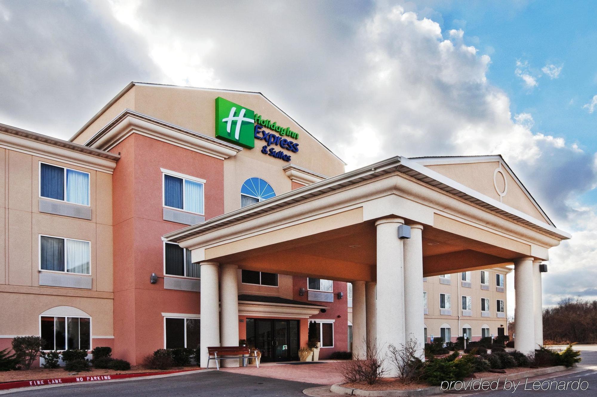 Holiday Inn Express Hotel & Suites Chickasha By Ihg Eksteriør bilde