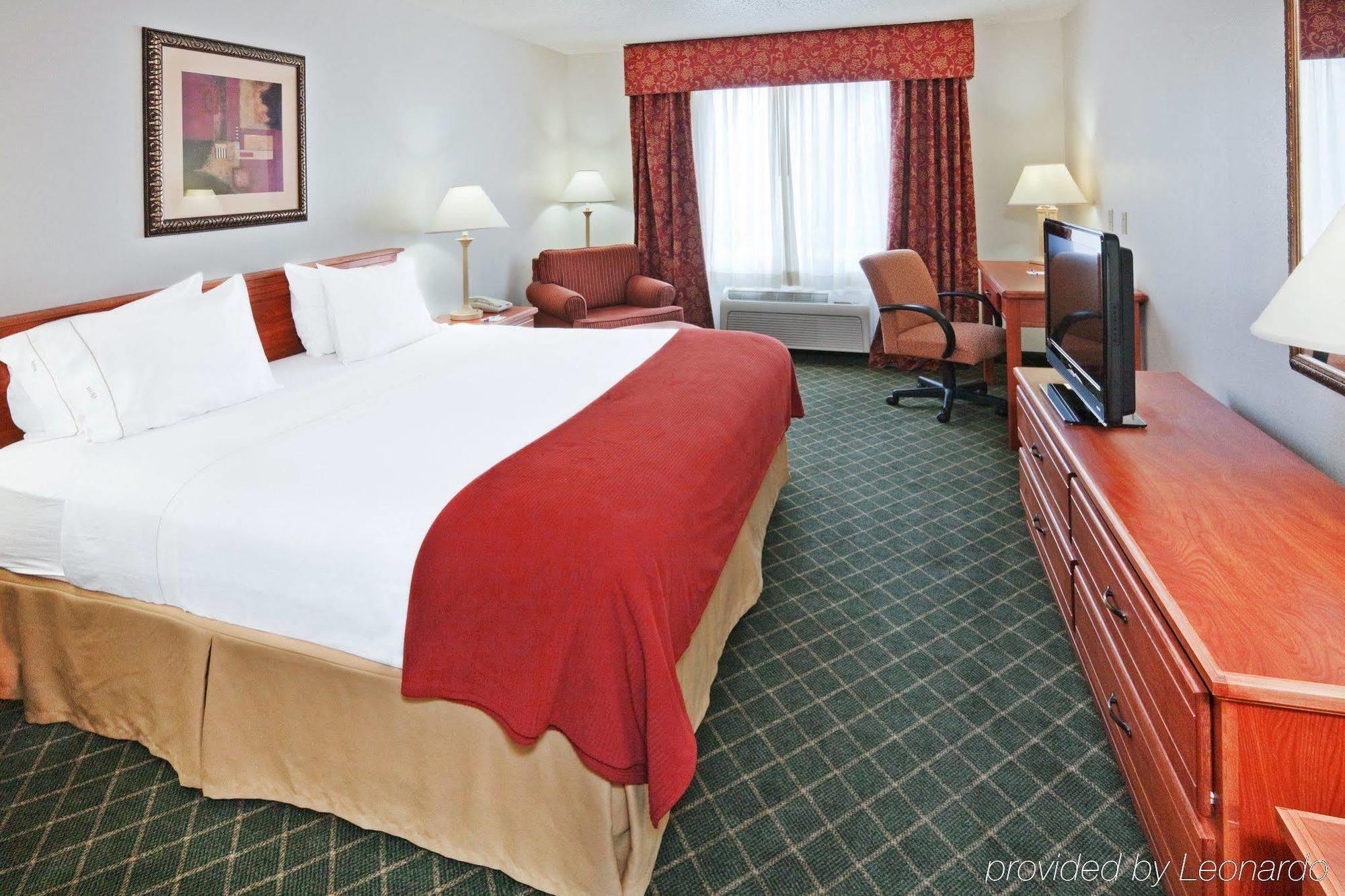 Holiday Inn Express Hotel & Suites Chickasha By Ihg Eksteriør bilde