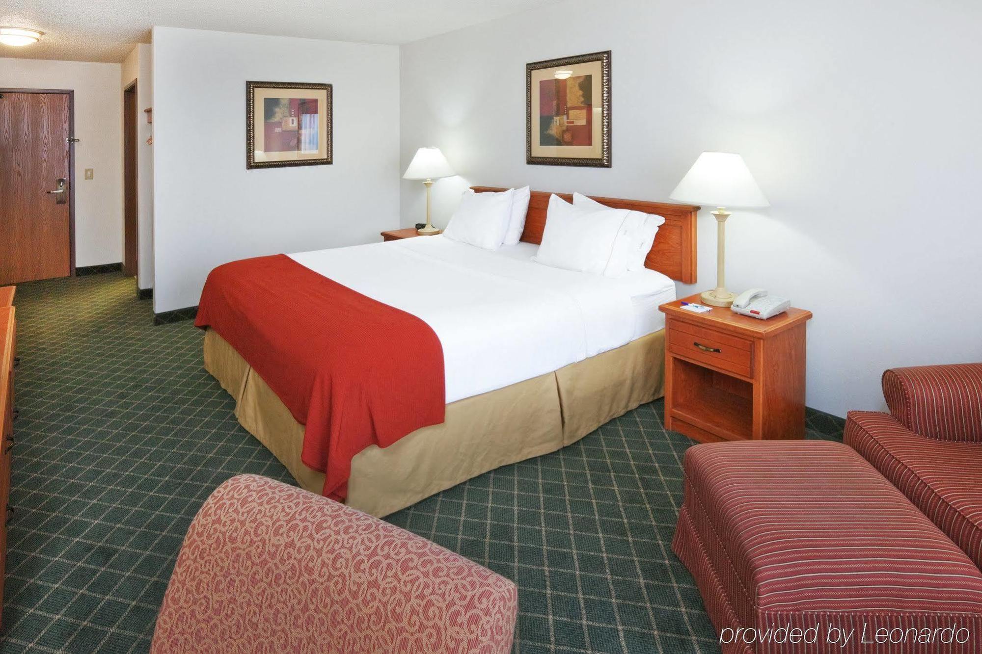 Holiday Inn Express Hotel & Suites Chickasha By Ihg Eksteriør bilde