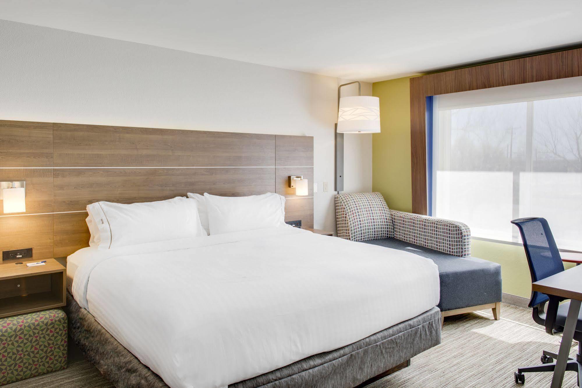 Holiday Inn Express Hotel & Suites Chickasha By Ihg Eksteriør bilde